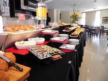 Hotel Quorum Golf, Tenis & Spa Córdoba Kültér fotó