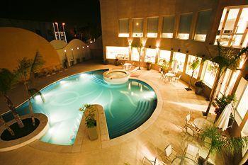 Hotel Quorum Golf, Tenis & Spa Córdoba Kültér fotó