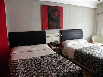 Hotel Quorum Golf, Tenis & Spa Córdoba Kültér fotó